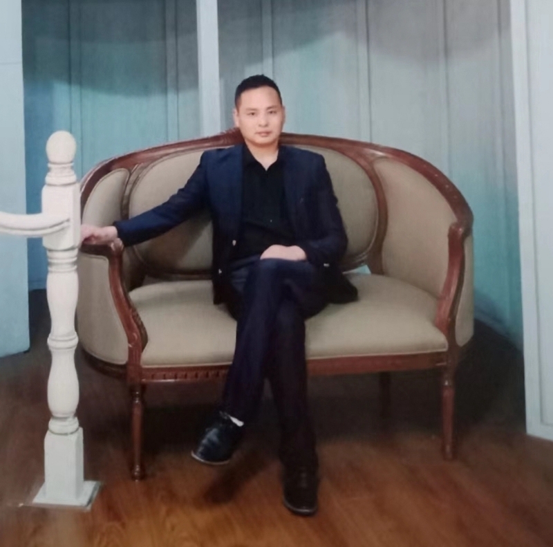 龙行天下的第二张照片--金华基督教相亲网